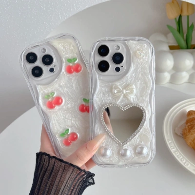 Pearl bow heart mirror case