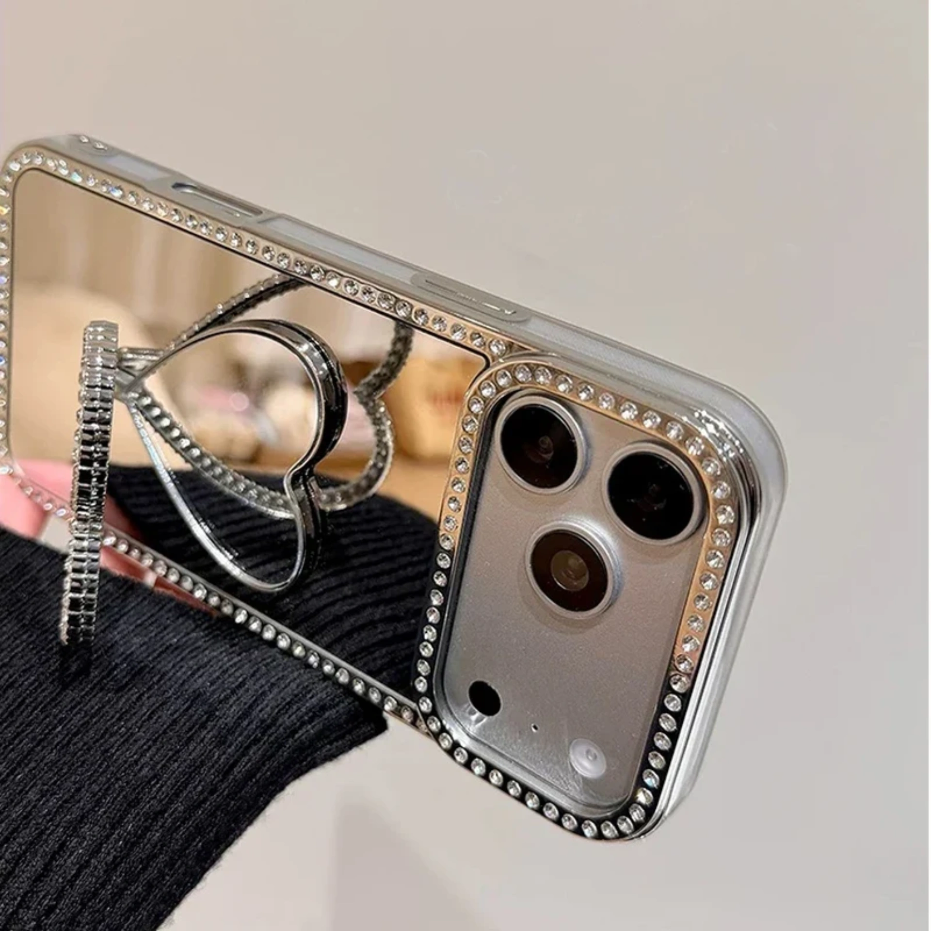 Heart stand mirror case