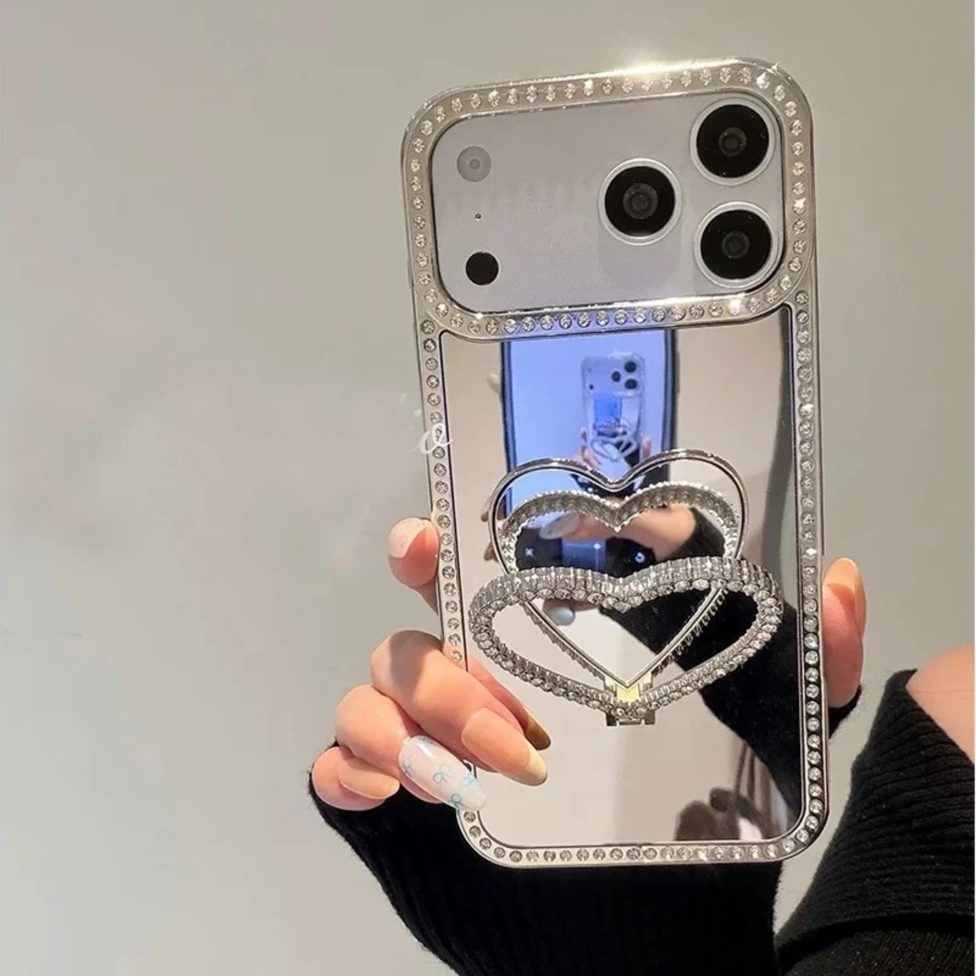 Heart stand mirror case
