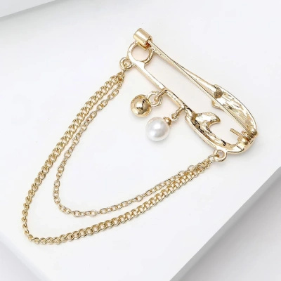 Rhinestone pearl pin